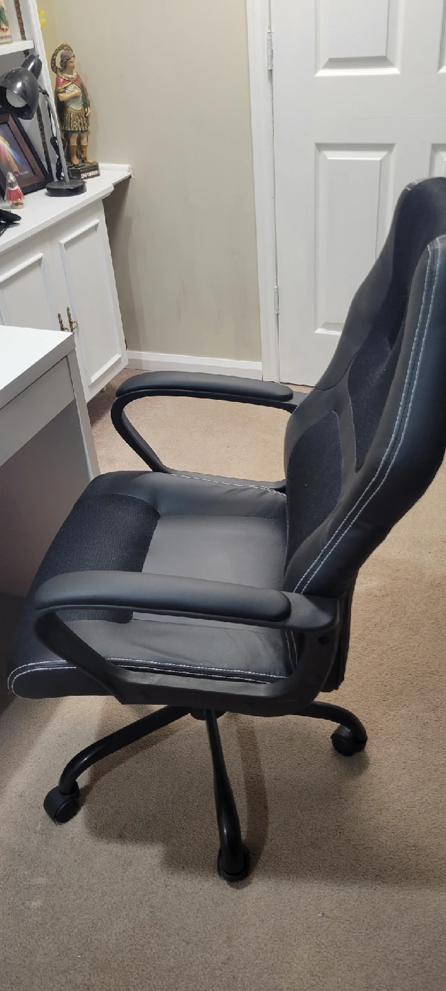 Black Gaming Chair - photo 5