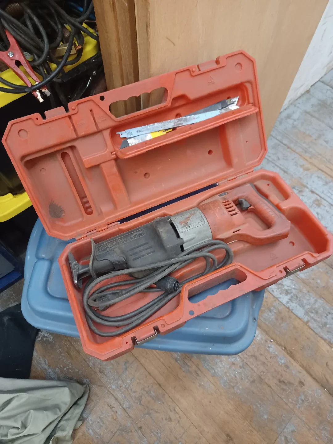 Milwaukee Sawzall 360 Reciprocating Saw