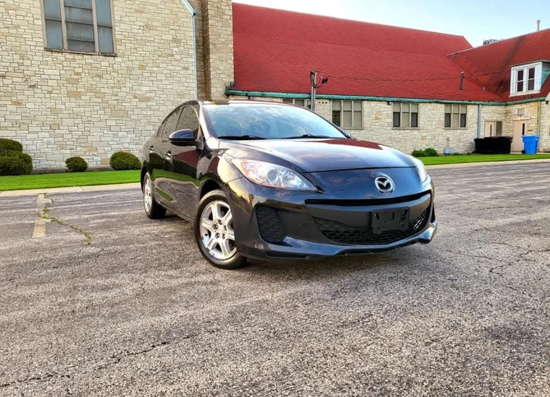 2012 Mazda3    4 cylinder engine