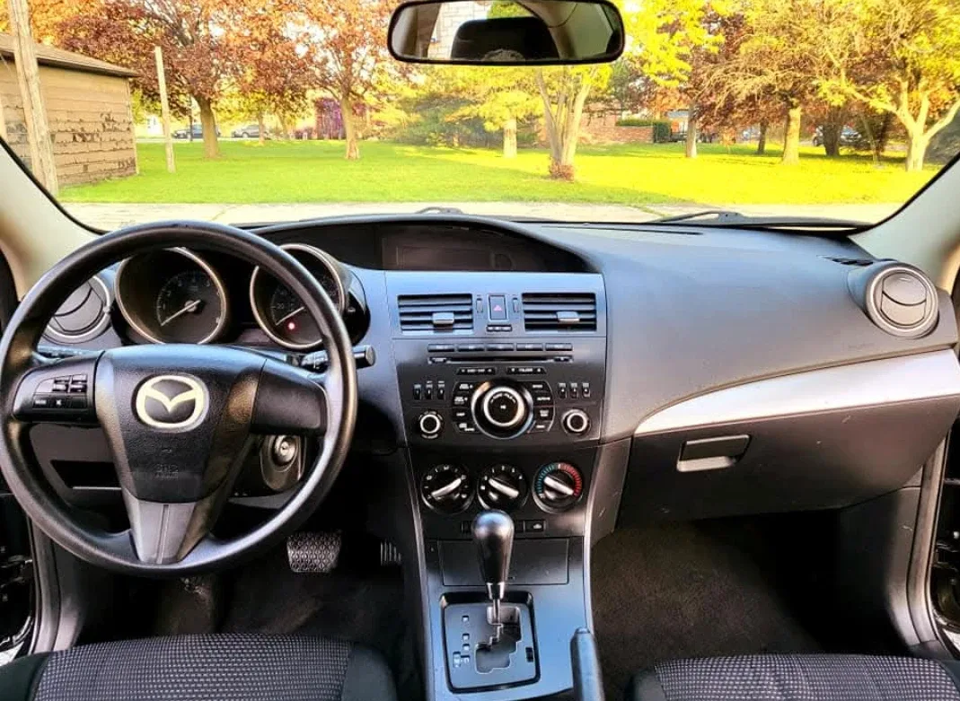 2012 Mazda3    4 cylinder engine image indicator(5)