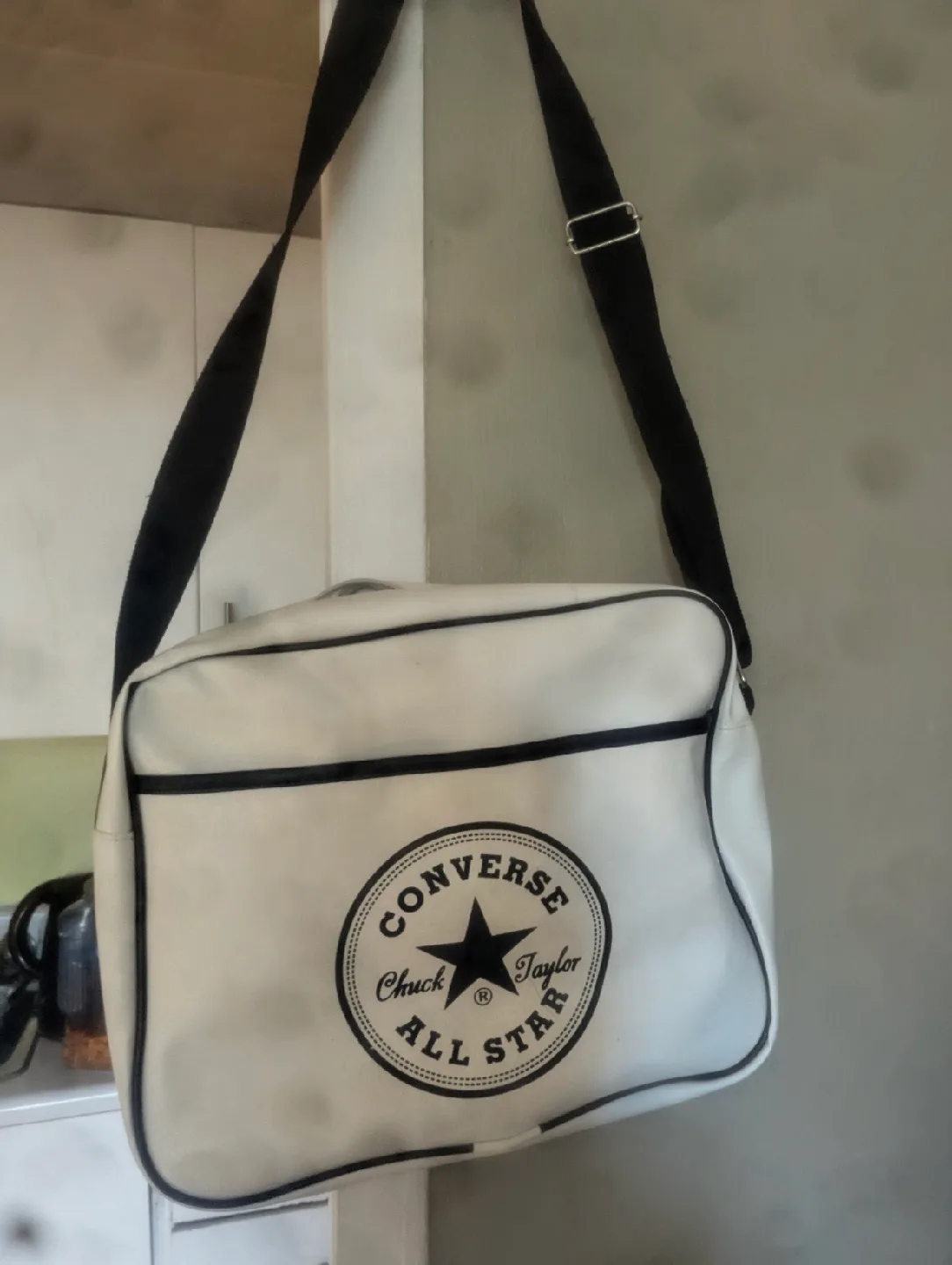 Converse Chuck Taylor All Star White Shoulder Bag image indicator(3)
