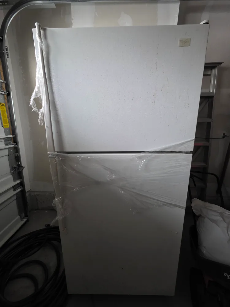 Whirlpool White Refrigerator image indicator(5)