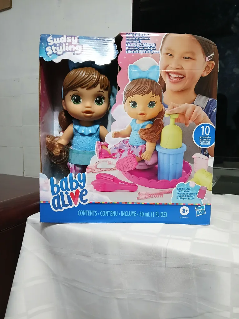 Baby Alive Sudsy Styling Doll - New in Box!