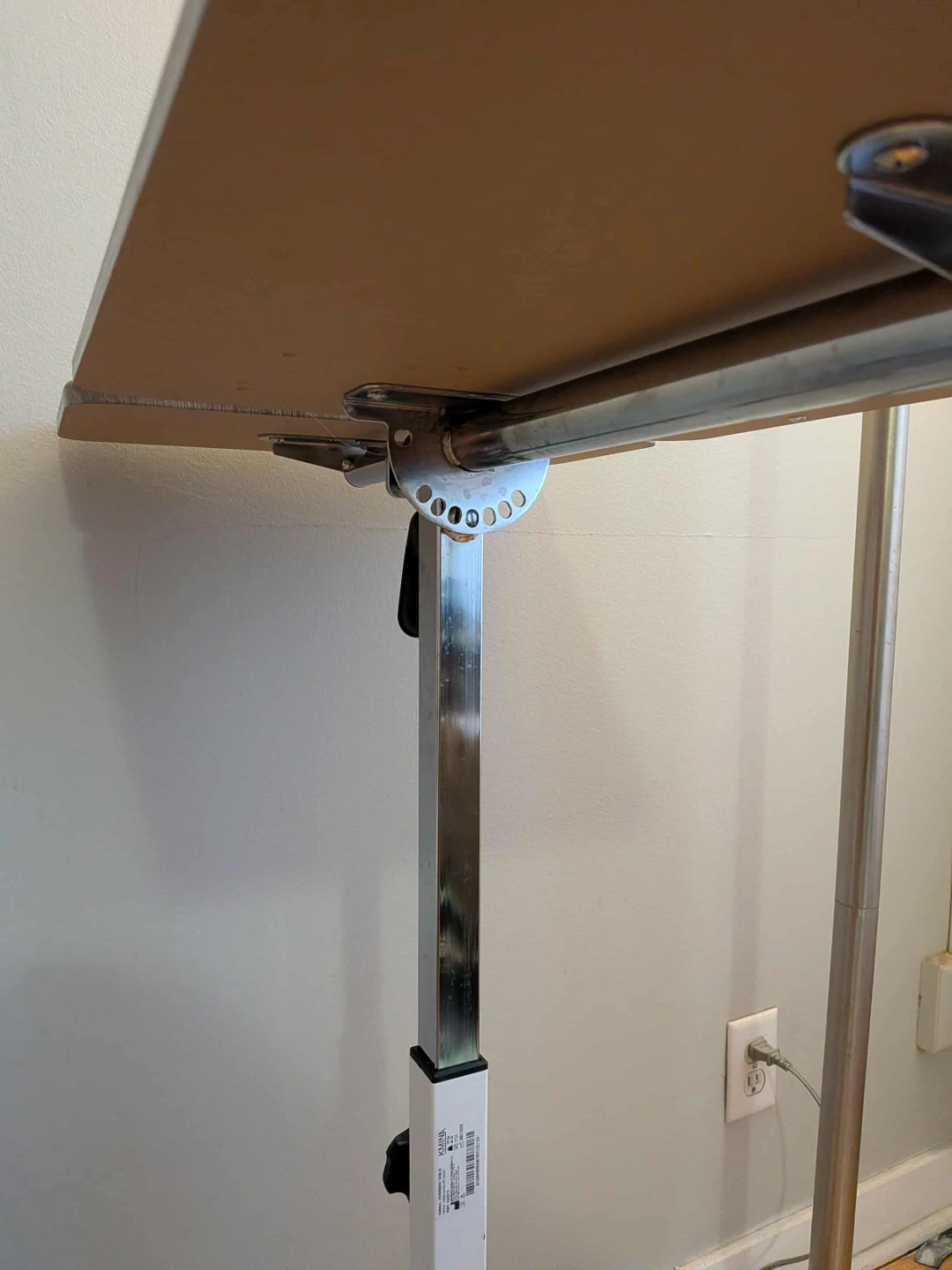 Adjustable Overbed Table - photo 3