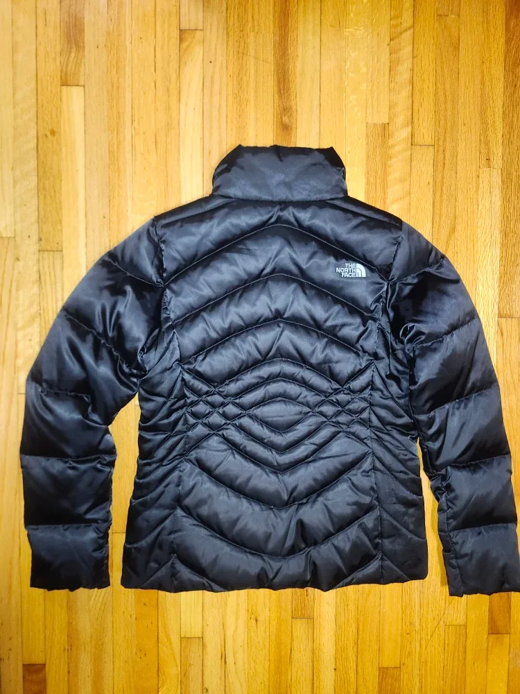 The North Face Black Puffer Jacket image indicator(2)