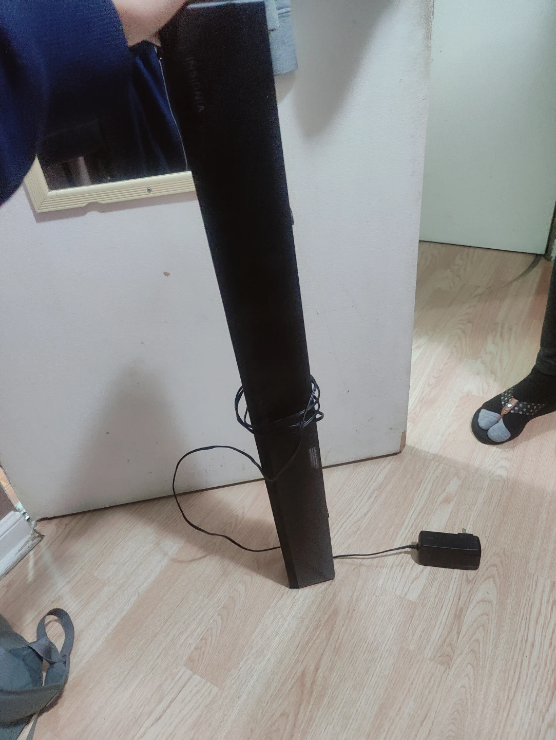 Insignia Soundbar Speaker System - photo 3