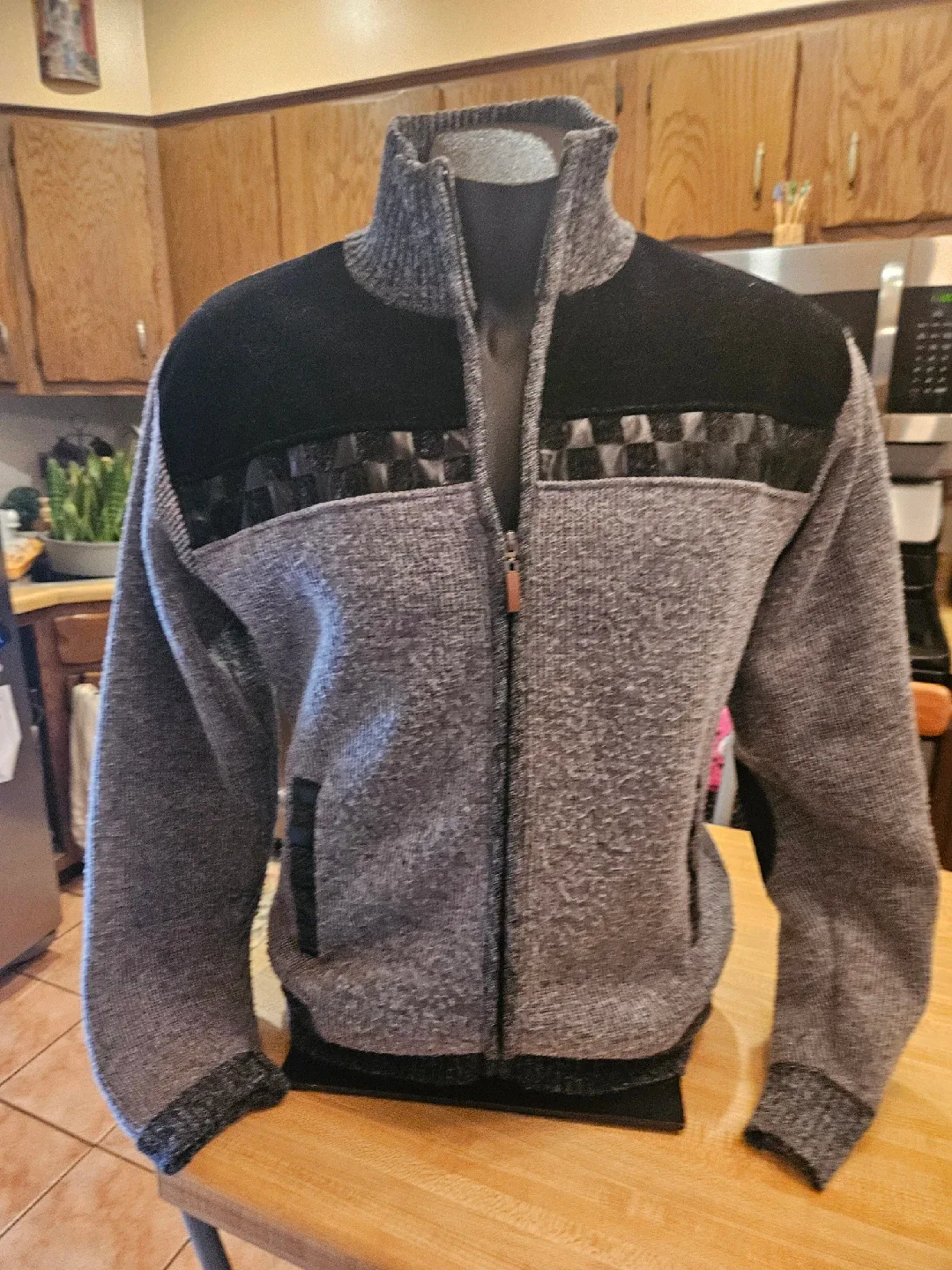 Men's Gray & Black Full Zip Cardigan Sweater