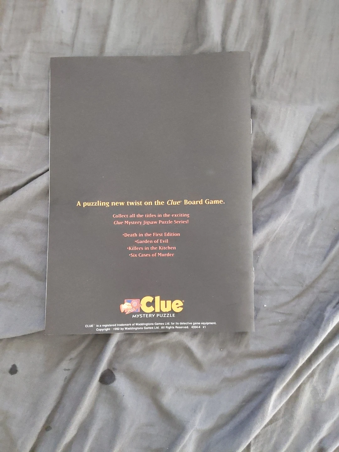 Clue Death in the First Edition Jigsaw Puzzle - photo 5