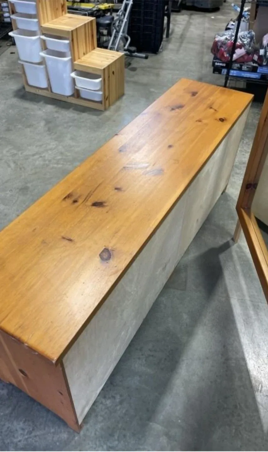 6- DRAWER DRESSER WITH MIRROR image indicator(3)