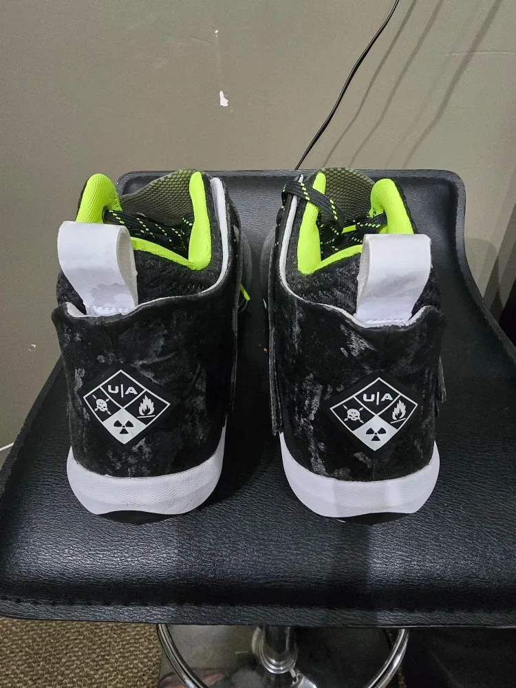 Under Armour Baseball Cleats, Size 11.5