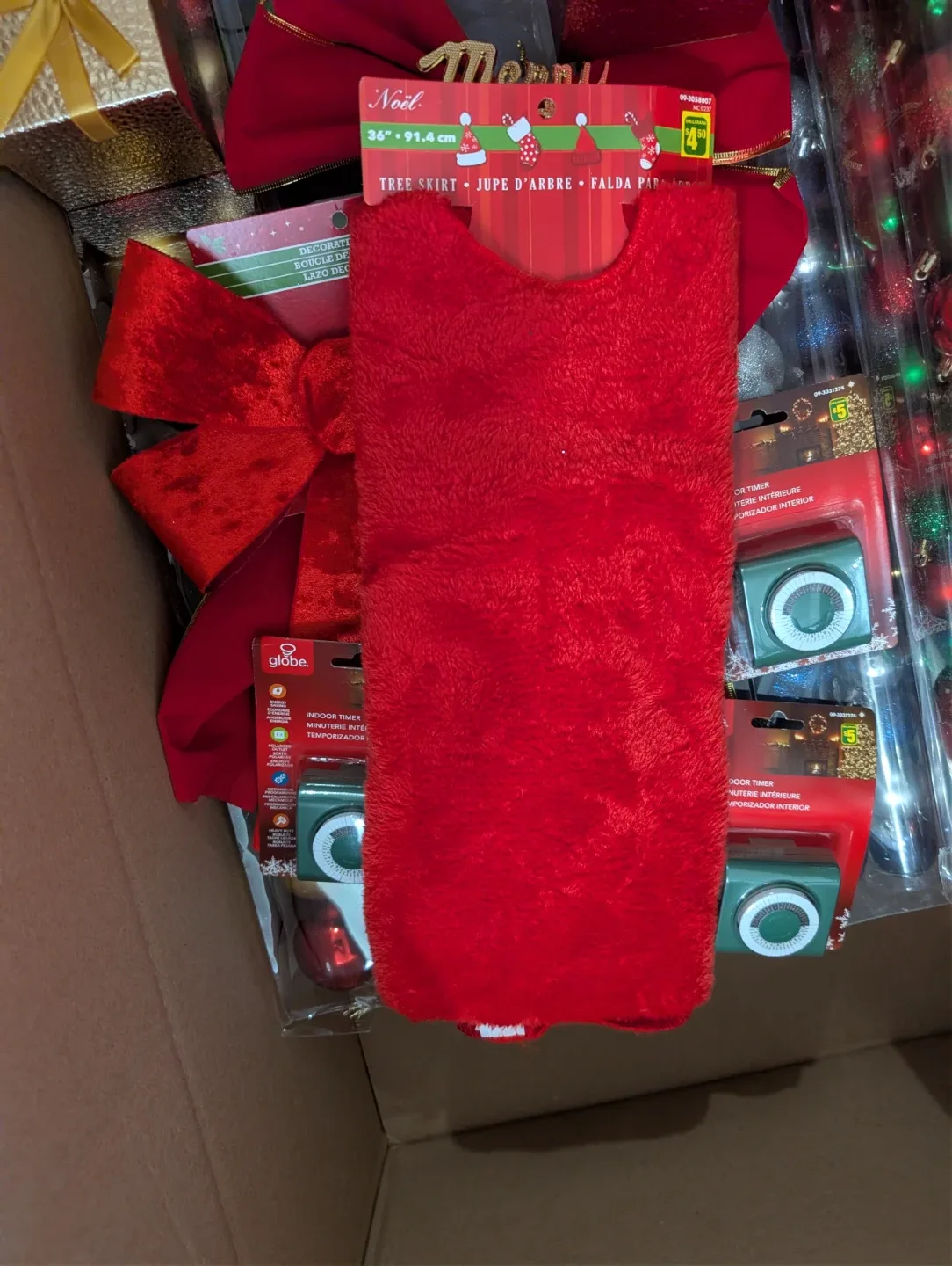 Christmas Decorations: Wreath, Ornaments, Tree Skirt, More! image indicator(3)