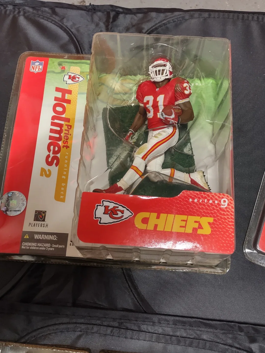 NFL Action Figures - Jake Plummer, Priest Holmes, Rich Gannon image indicator(5)