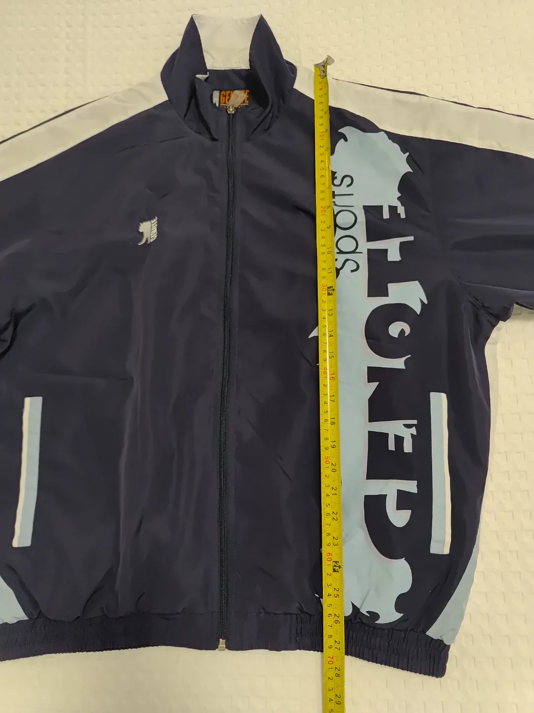 tracksuit adult image indicator(2)