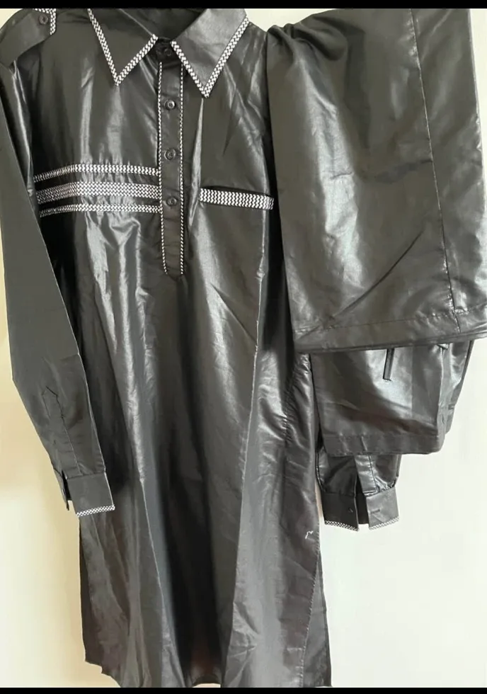 Black Men's African Suit Size 42