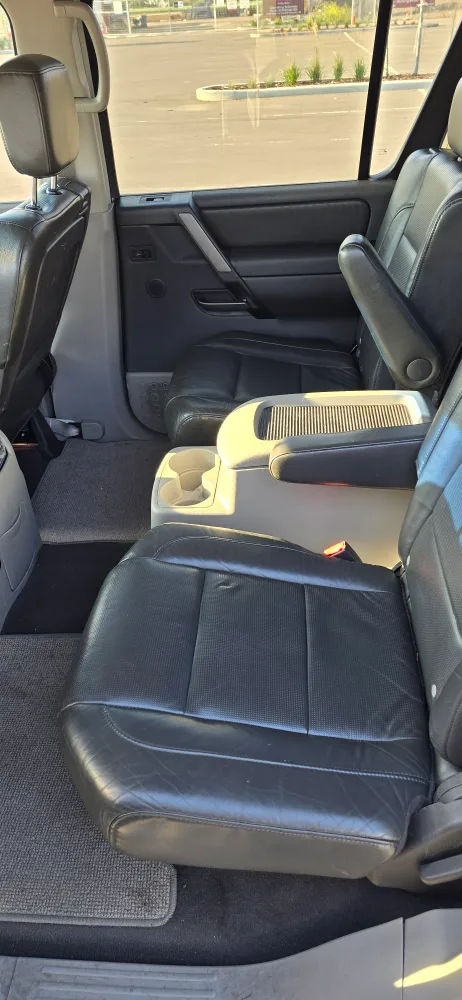 2004 Nissan Armada LE 5.6 L image indicator(7)