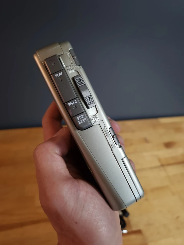 Vintage Fast Playback Cassette Recorder - photo 3