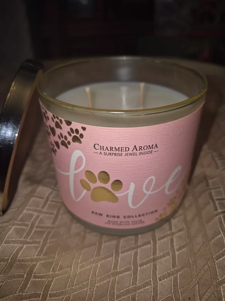 Charmed Aroma Paw Ring Candle