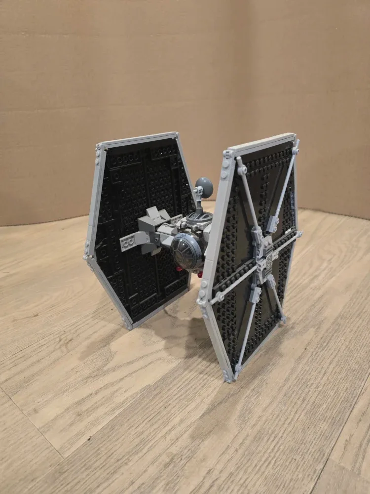 LEGO Star Wars TIE Fighter image indicator(2)