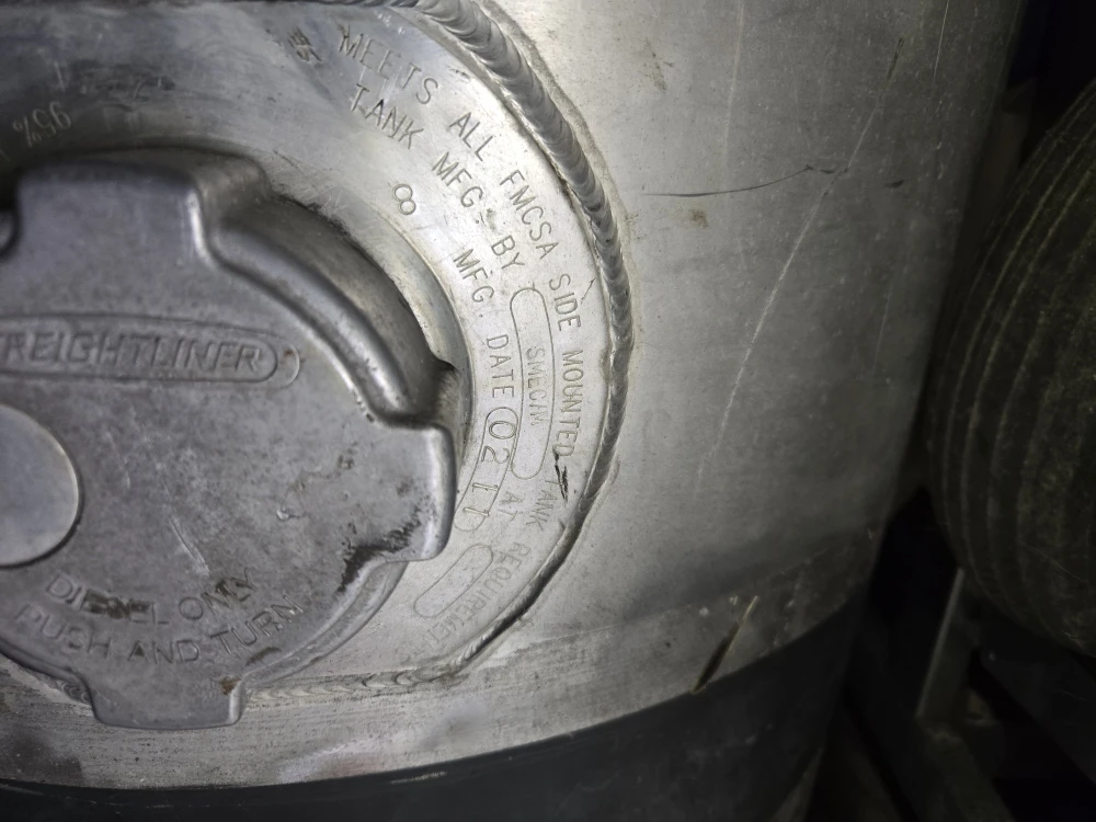 Freightliner Side Mounted Tank