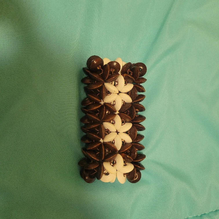 Brown & White Floral Beaded Bracelet
