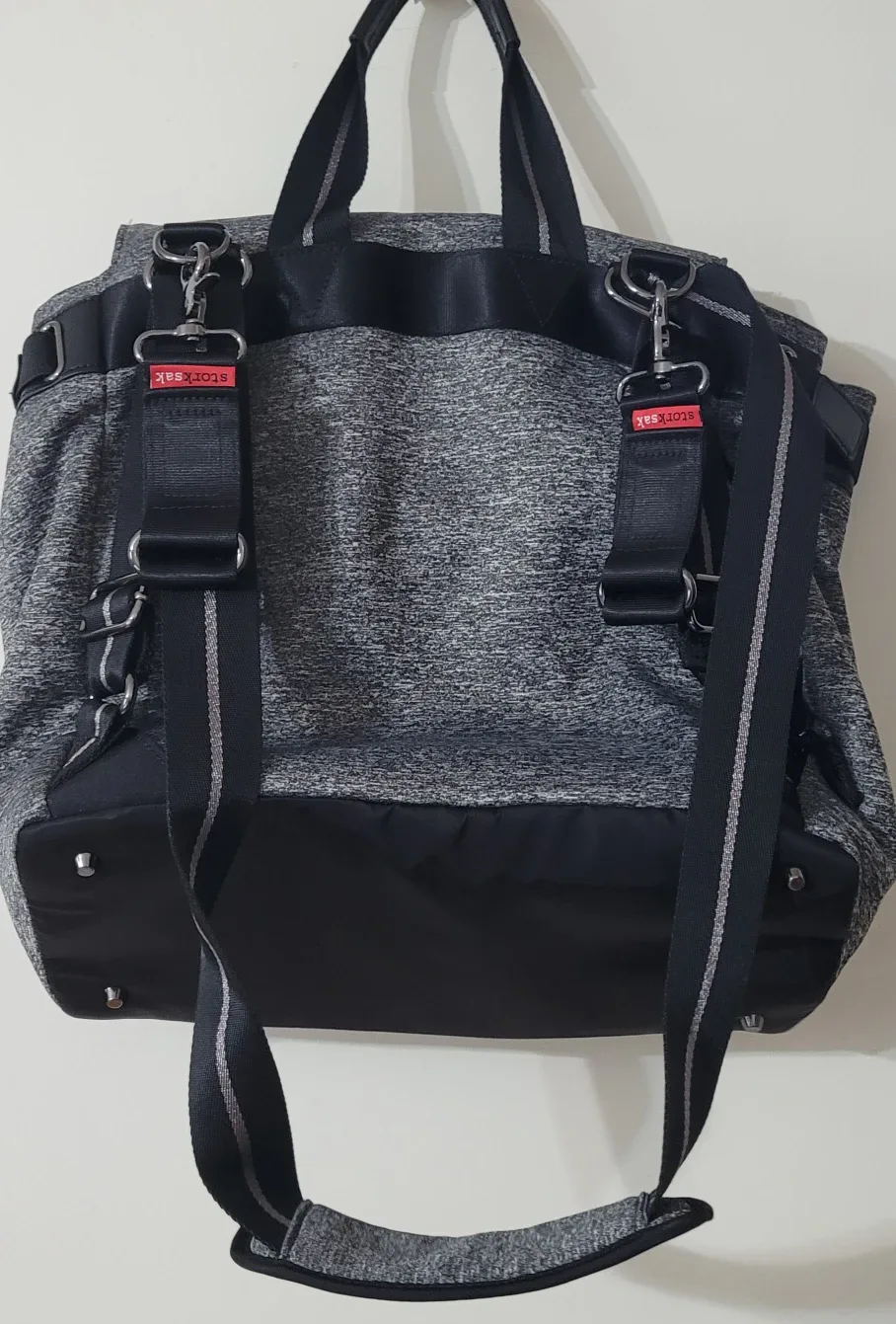 STORKSAK Grey Convertible Diaper Bag image indicator(3)