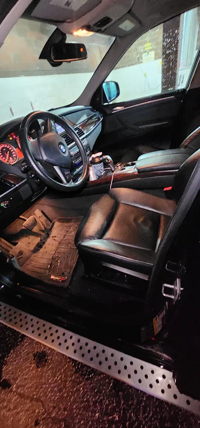 2013 BMW X5 xDrive35i SUV image indicator(9)