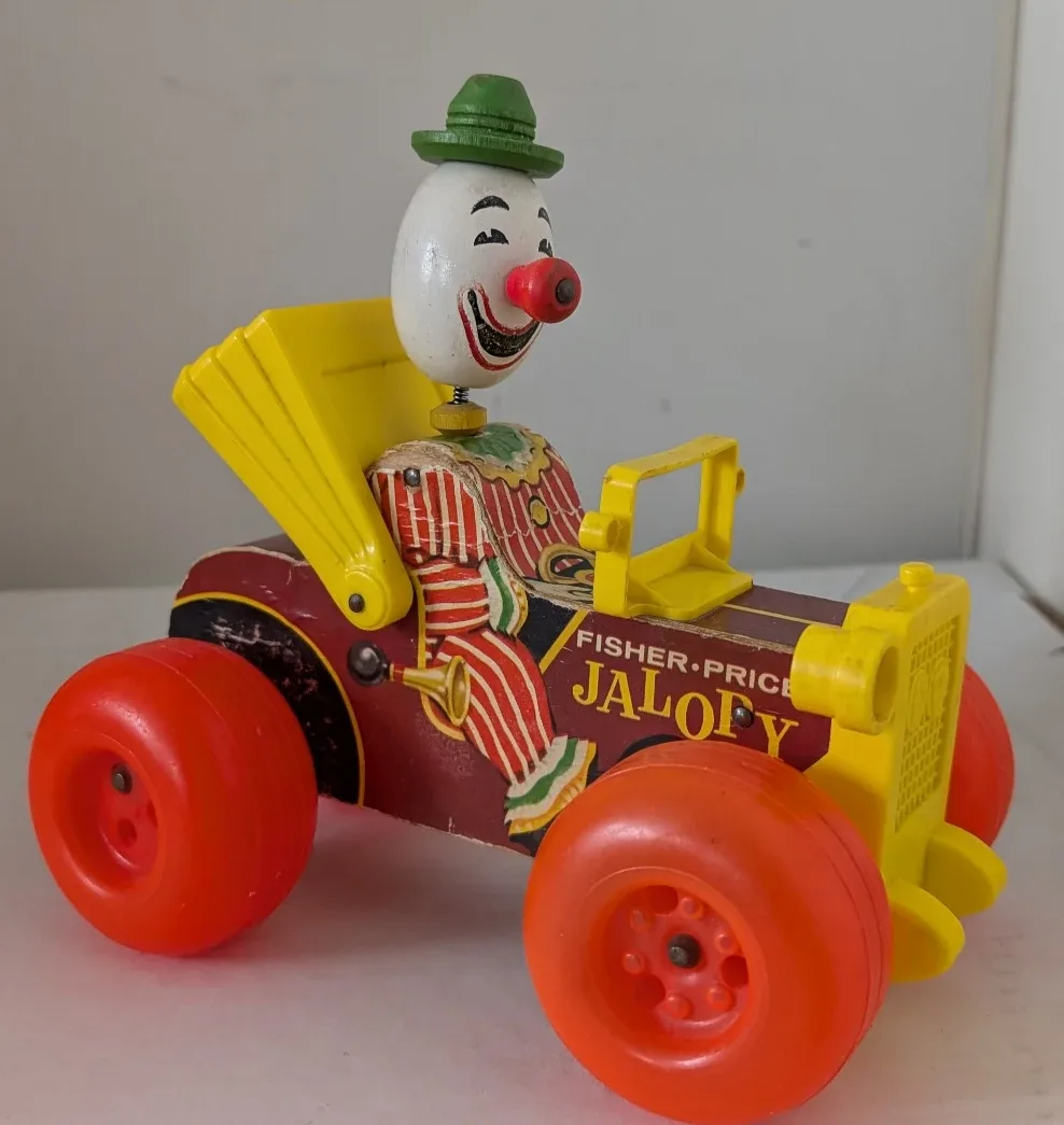 Fisher Price Jalopy 1965 image indicator(2)