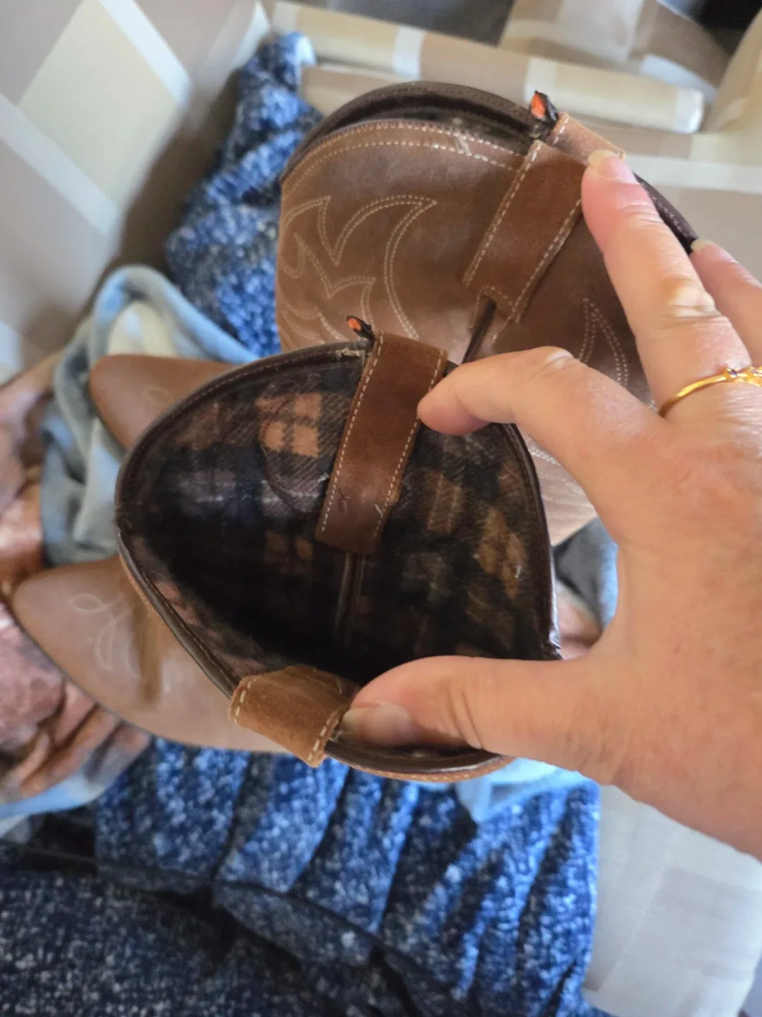 Laredo Brown Cowboy Boots image indicator(4)