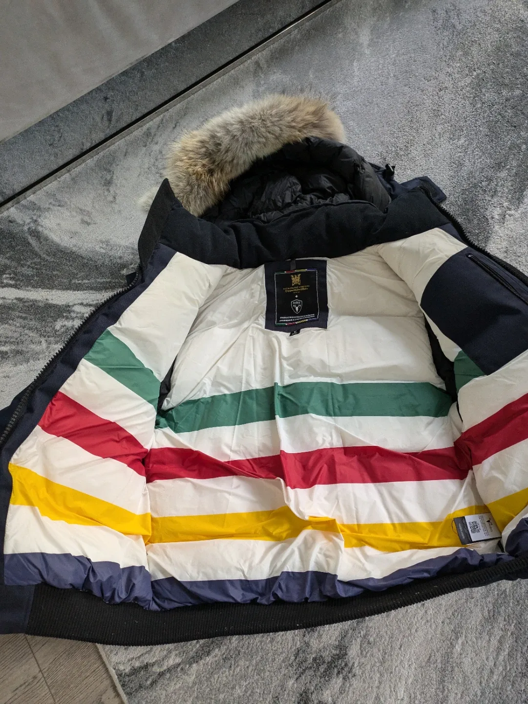 Nobis Cartel Bomber Jacket XL image indicator(5)