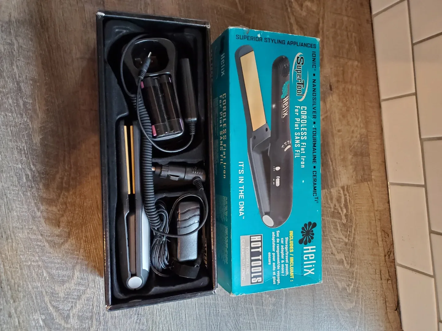 Helix SuperTool Cordless Flat Iron with Case