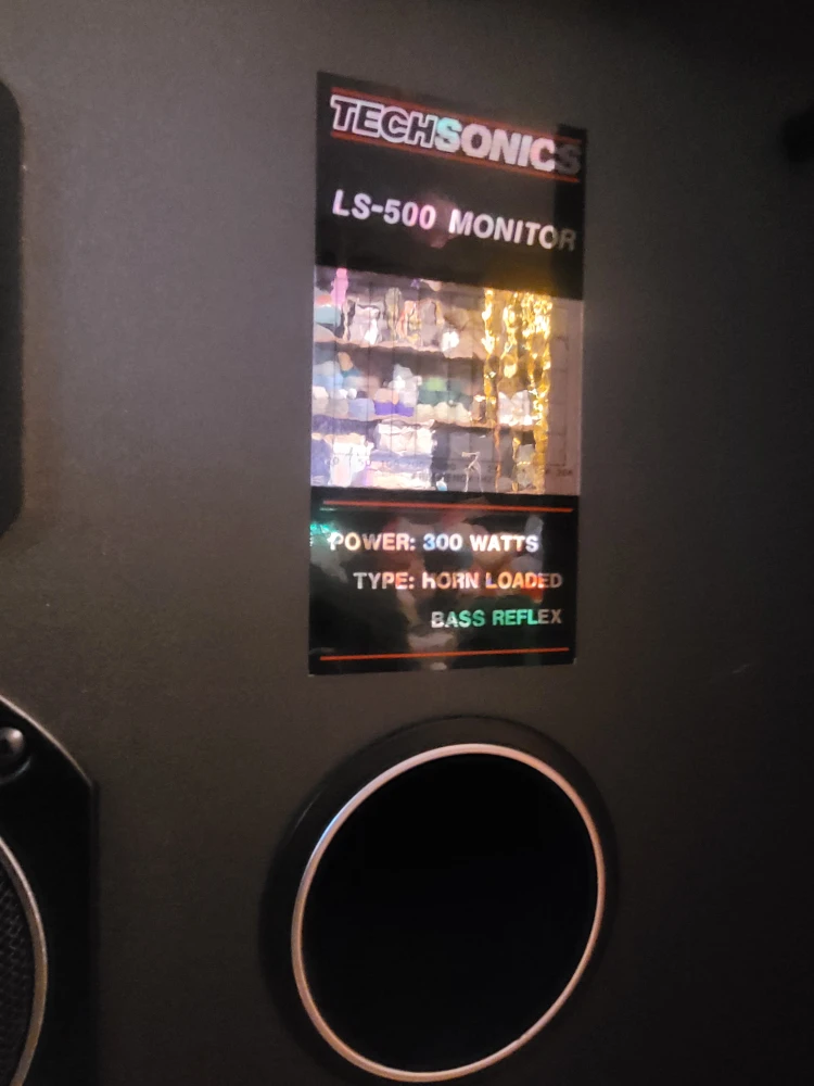 Techsonics speakers for sale. - photo 4