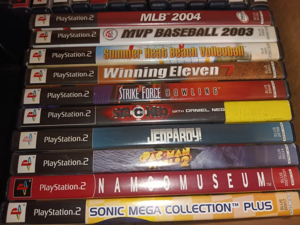 Huge Lot of PS2 Games image indicator(2)