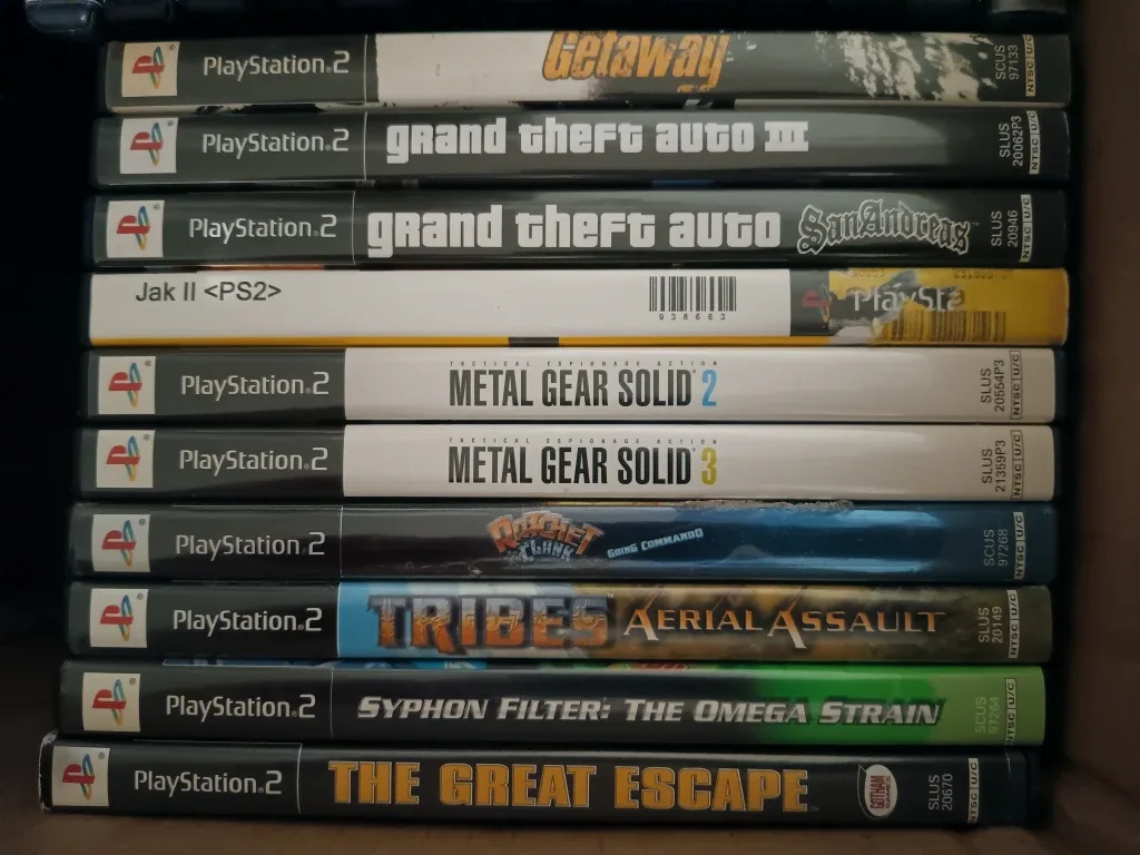 Huge Lot of PS2 Games image indicator(4)