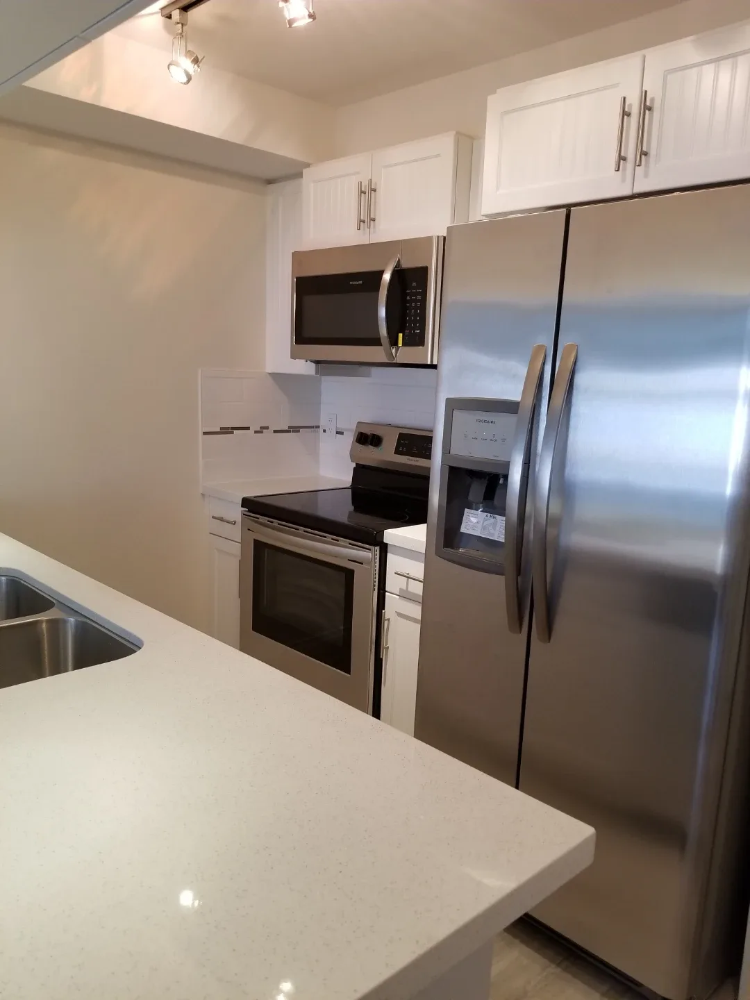 2 beds 1 bath Apartment for rent image indicator(5)
