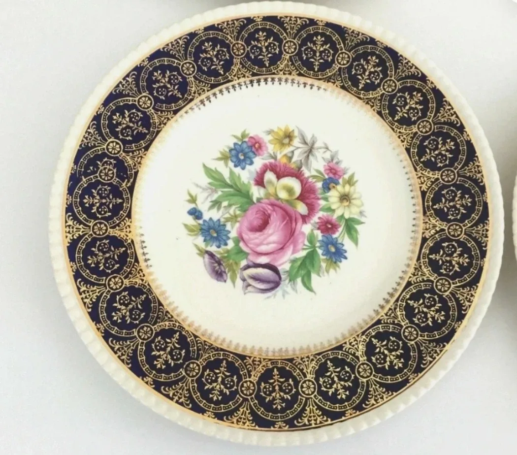 Solian Ware Simpson Floral Plate Set image indicator(2)