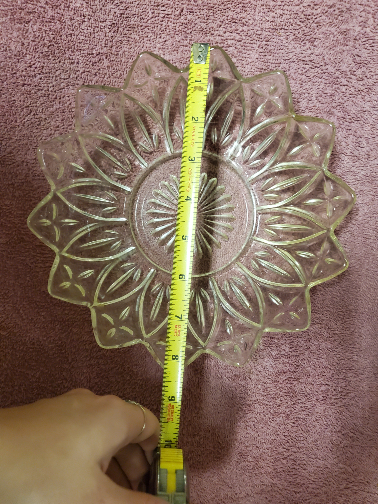 Vintage Clear Glass Sunflower Bowl - 8 inch - photo 3