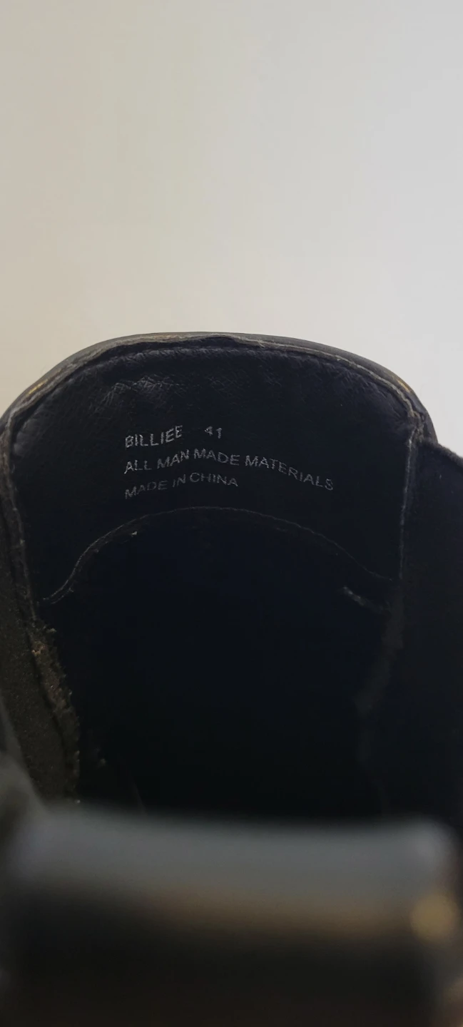Steve Madden - Black Chelsea Boots - Size 10 - photo 5
