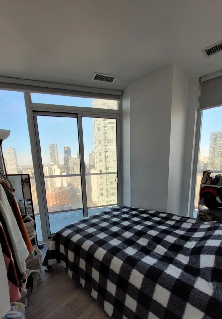 Room for rent downtown Toronto