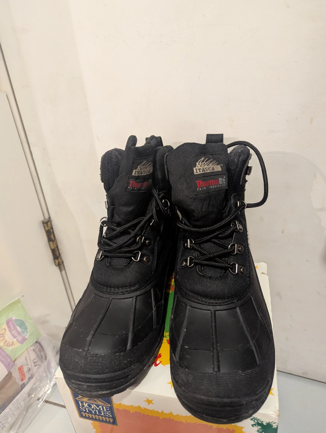 Itasca Thermolite Black Winter Boots