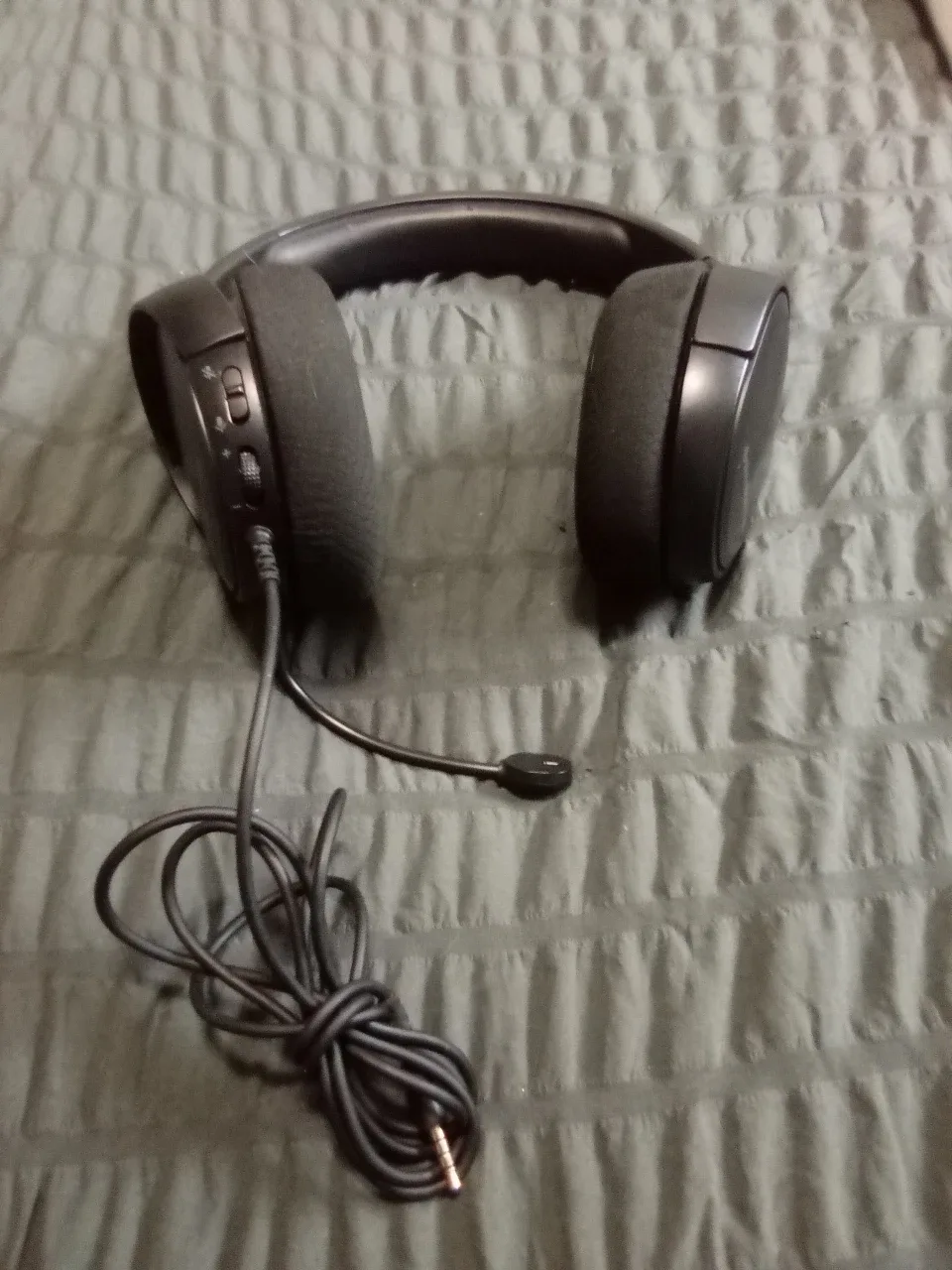 SteelSeries Gaming Headset - Great Condition! image indicator(2)