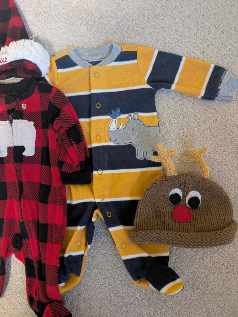 Baby Clothes Bundle - Onesie, Pajamas, Hats image indicator(2)