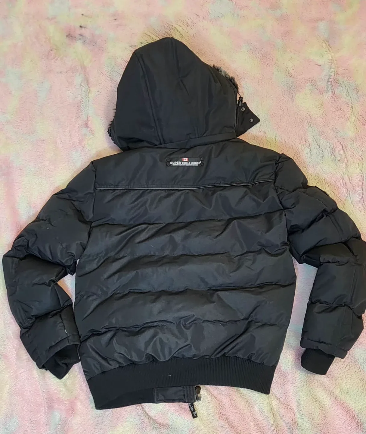 Canada Weather Gear Winter Jacket -Size - M/M ( Movingout Sale ) image indicator(5)
