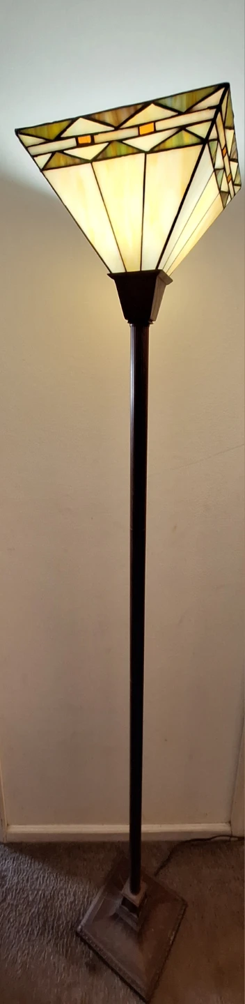 Vintage Style Stained Glass Floor Lamp - photo 3