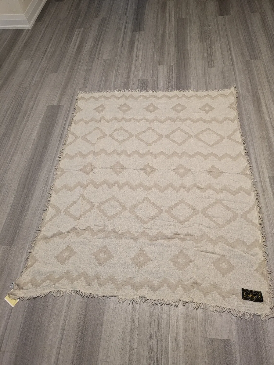 Wilfred Diamond Scarf - Birch/Grey image indicator(4)