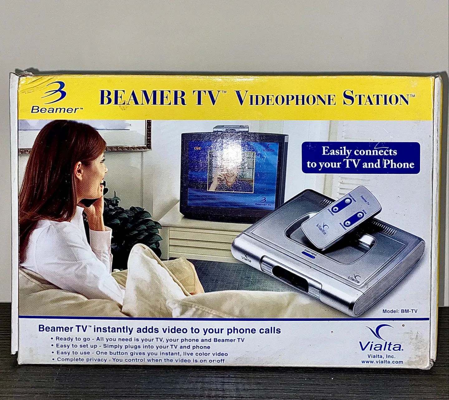 Vialta Beamer TV - Brand New in Box!! 🥕 image indicator(2)