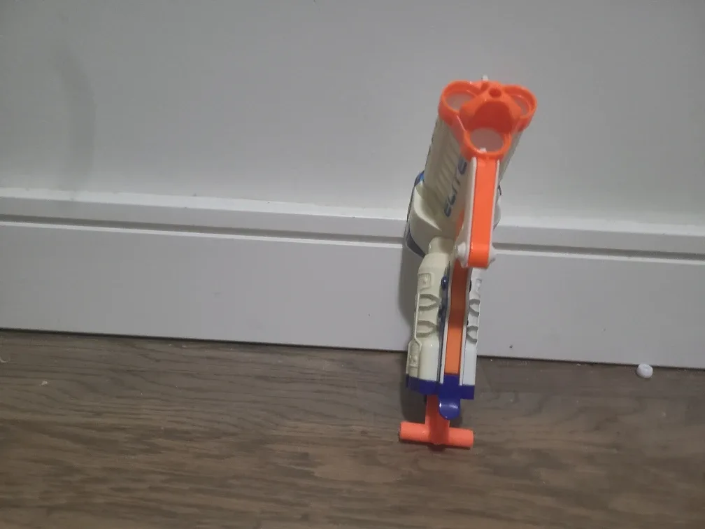 Nerf Elite 2.0 Warden DB-8 & Triad EX-3 Blasters image indicator(4)