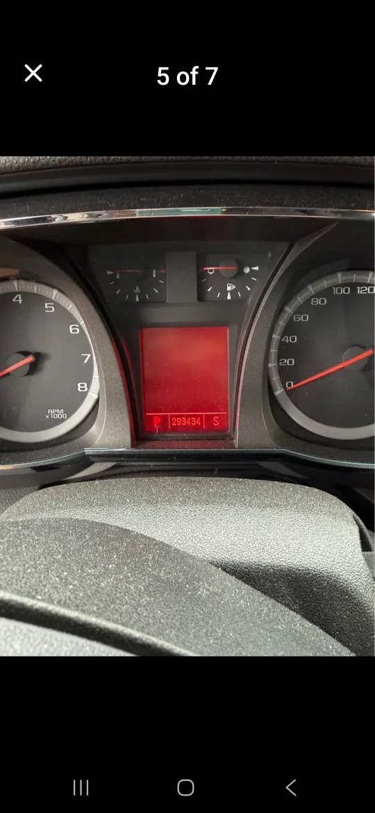 GMC Terrain White SUV image indicator(6)