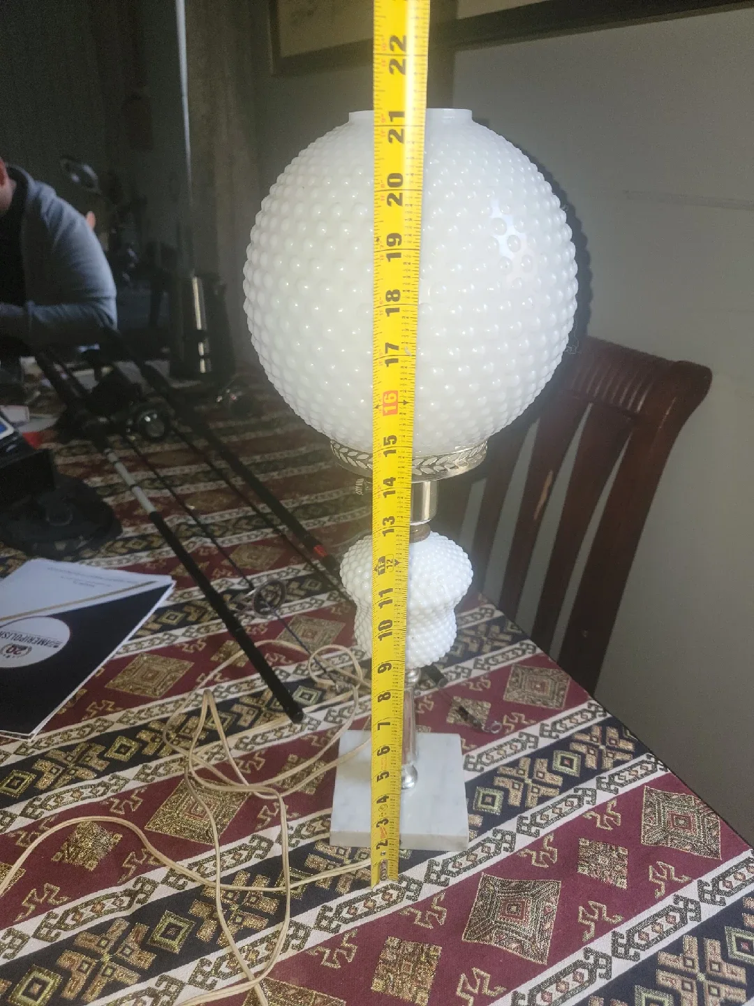 Vintage Hobnail Milk Glass Table Lamp image indicator(6)