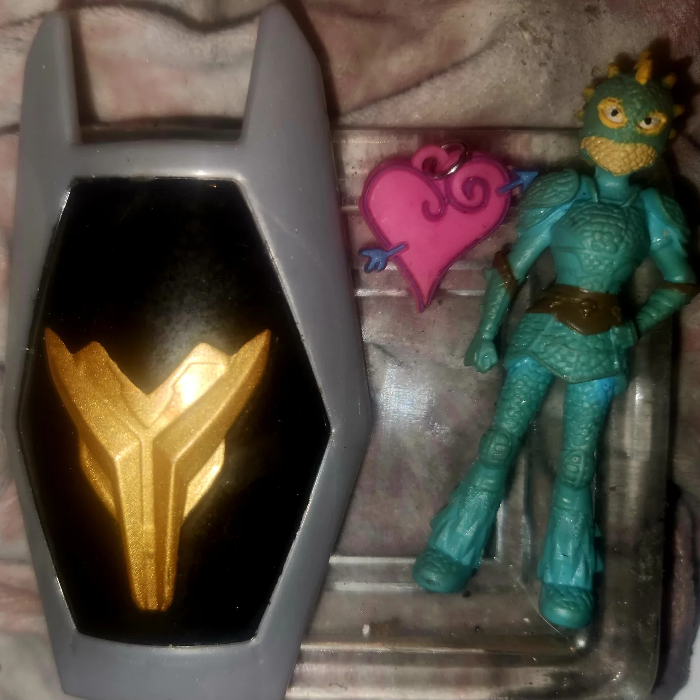 RANDOM, JEWELRY PIECES, AMETHYSTS, BROKEN LEMURIAN DOWSER, ETC thumbnail