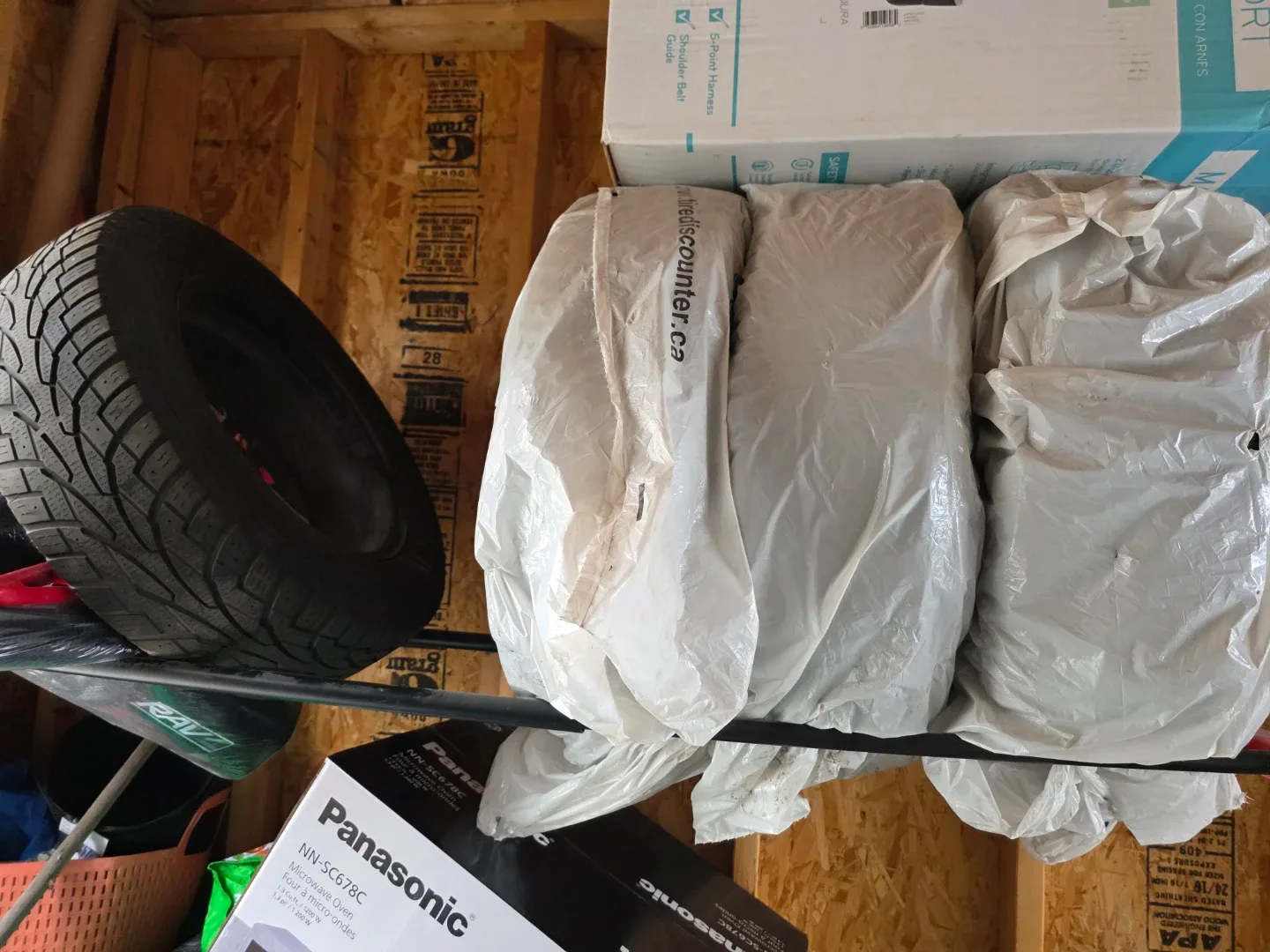 Winter Tire - 195/65R15 image indicator(4)